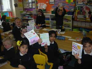 DSCN9741 300x225 - Junior & Senior Infants reading with 4th Class