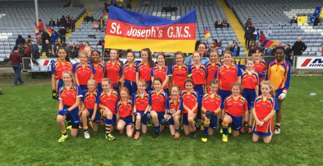 Girls Football team - Cumann na mBunscol Champions!