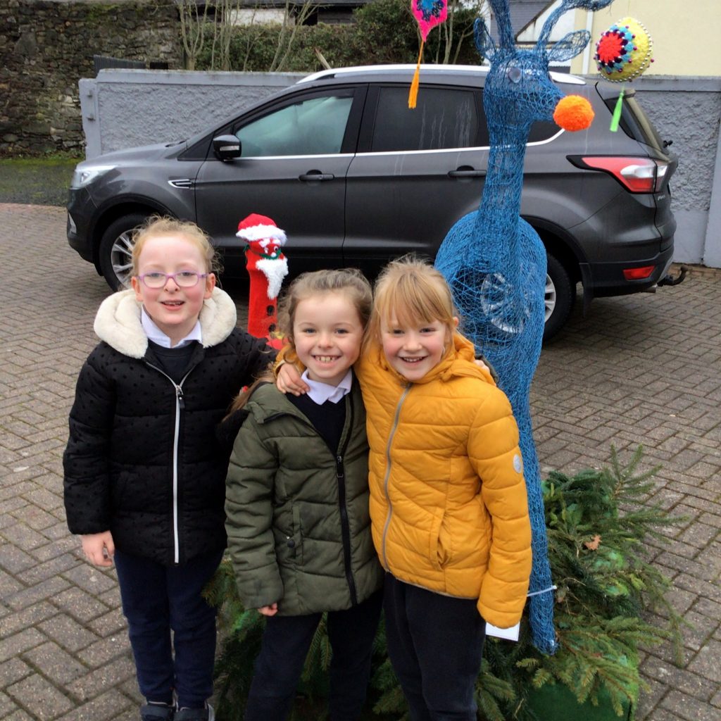 IMG 0133 1024x1024 - Senior Infants Visit to See the Christmas Yarn Bombing