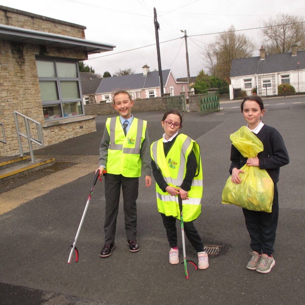 IMG 3266 1024x1024 - Litter Picker Pals